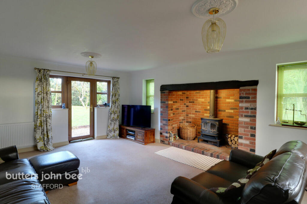 The Orchards Hollies Common, Stafford ST20 0JD photo 3