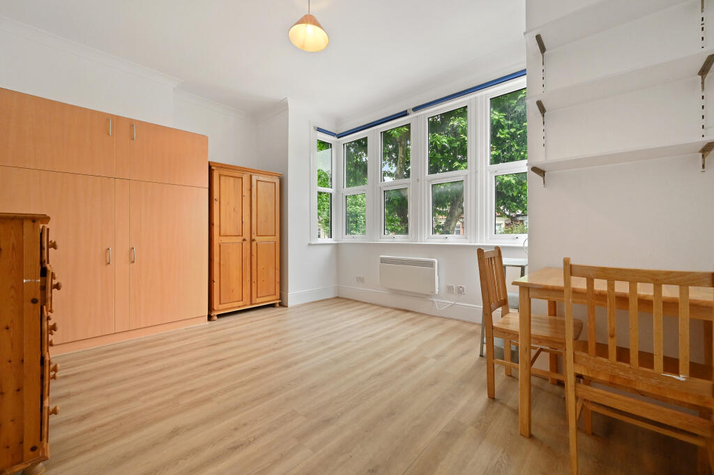 1 bedroom block of apartments for rent