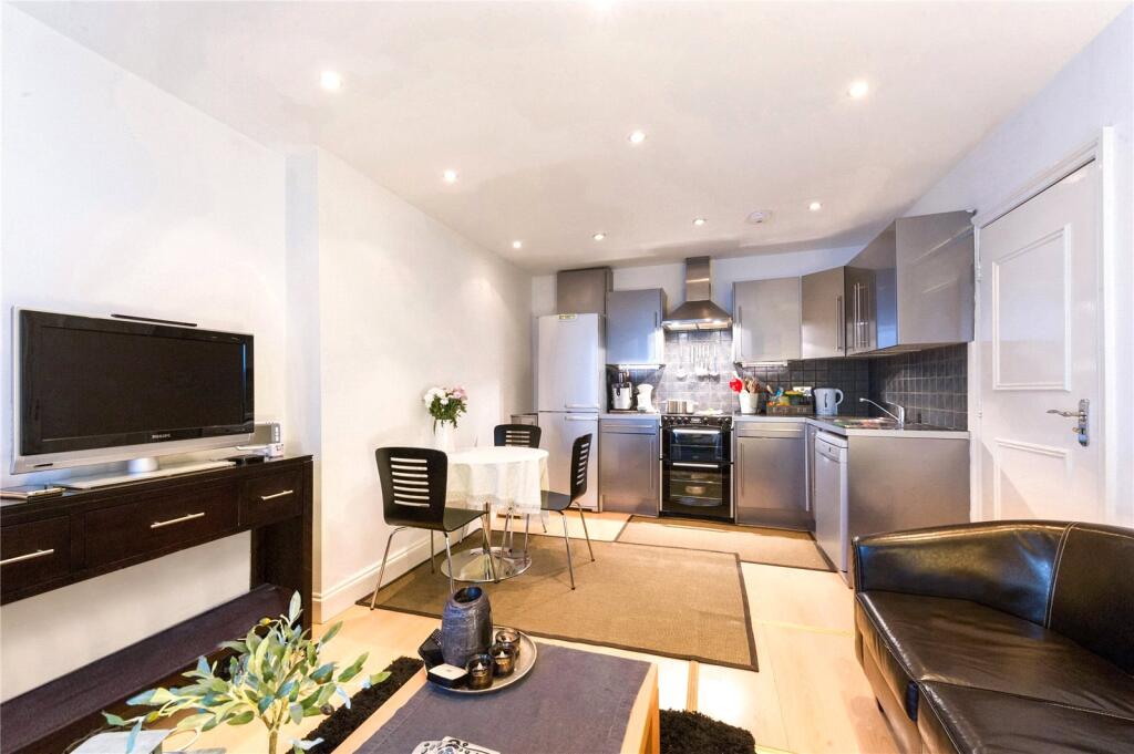 Apartment in London - View 3
