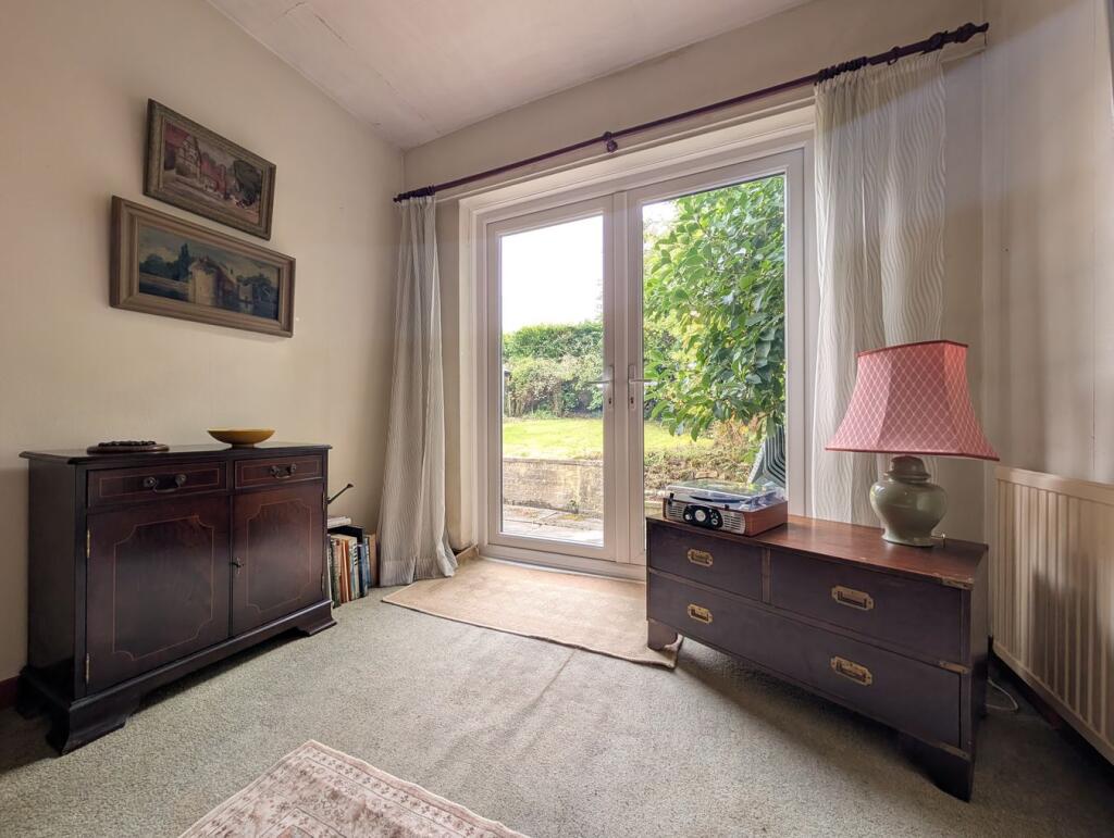 House in Bradford, Nab Wood, Shipley - View 4