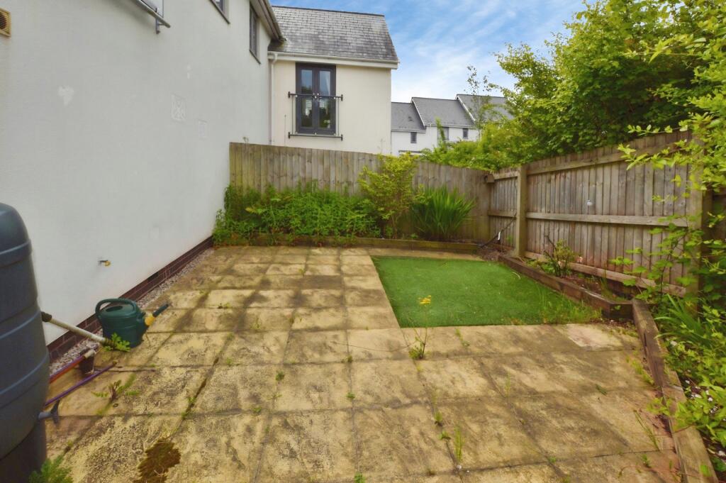 Tricorn Close, Torquay, Devon photo 4