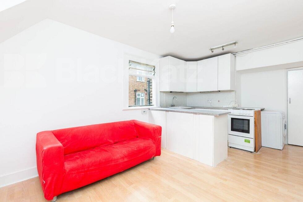 Main image of property: Newnham Road, Wood Green N22