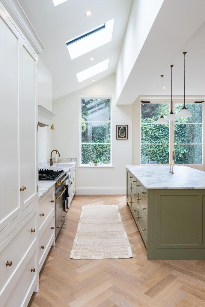 House in London - View 4