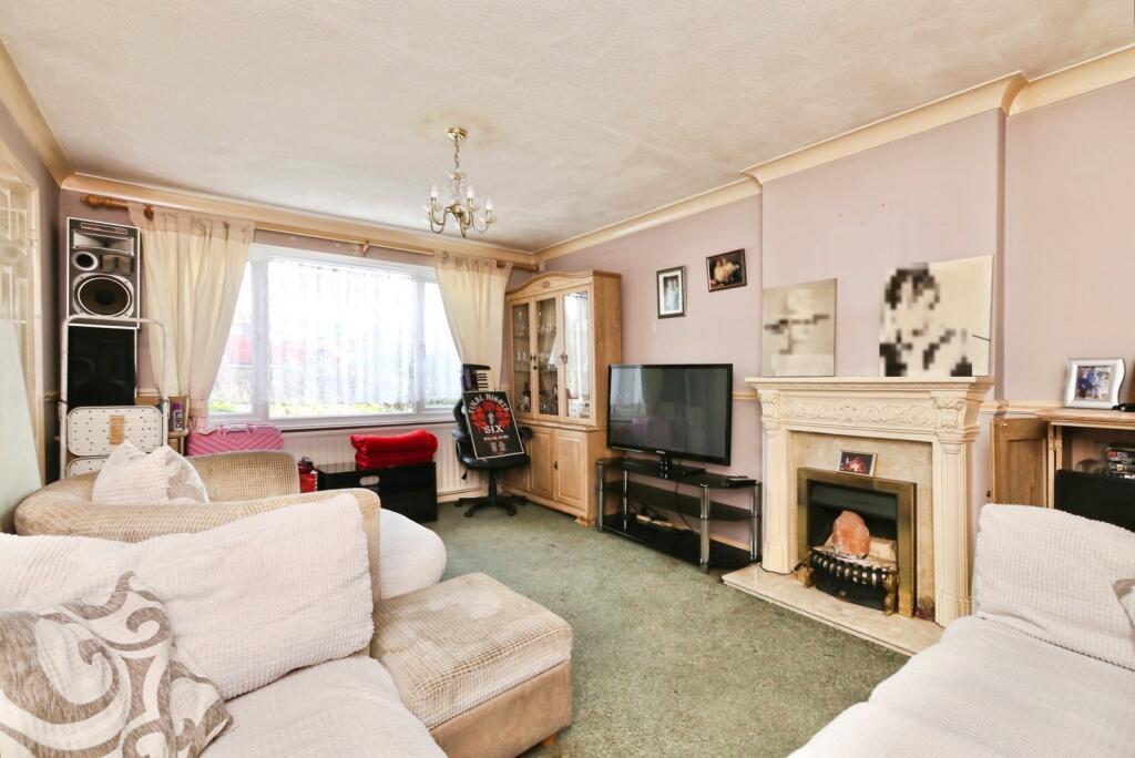 Woodsetts Road, North Anston, Sheffield, South Yorkshire, S25 photo 3