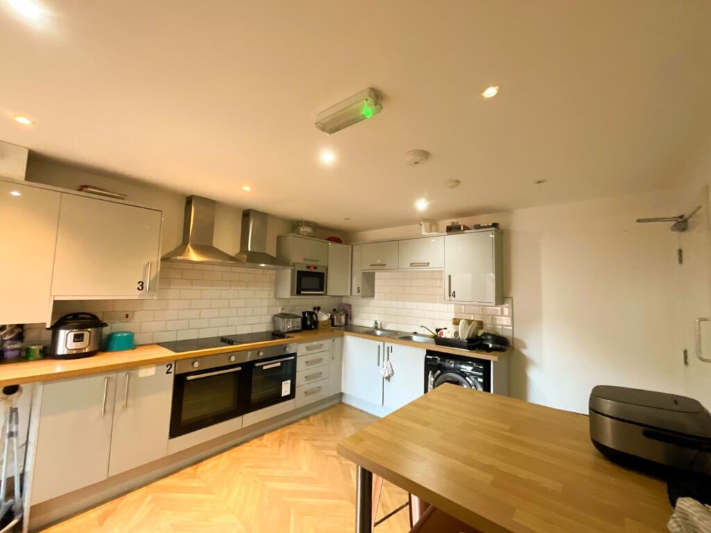 Main image of property: Room 2, Mansfield Road, Doncaster