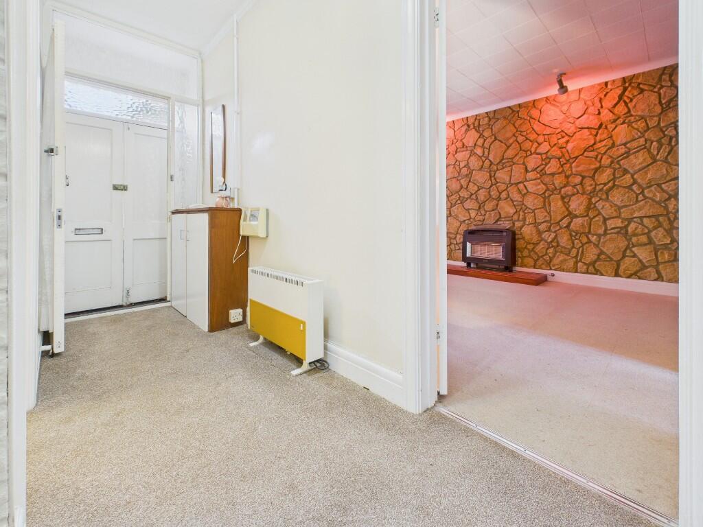 King George V Drive West, Heath, CF14 photo 3