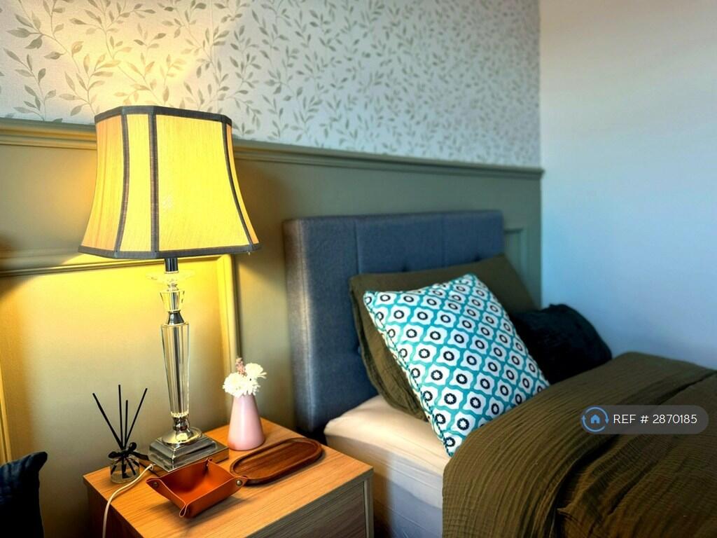 2 bedroom terraced house for rent