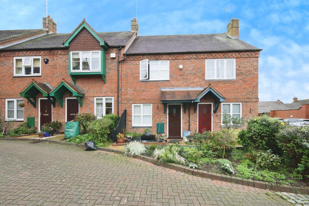 Main image of property: Monmouth Close, Kenilworth