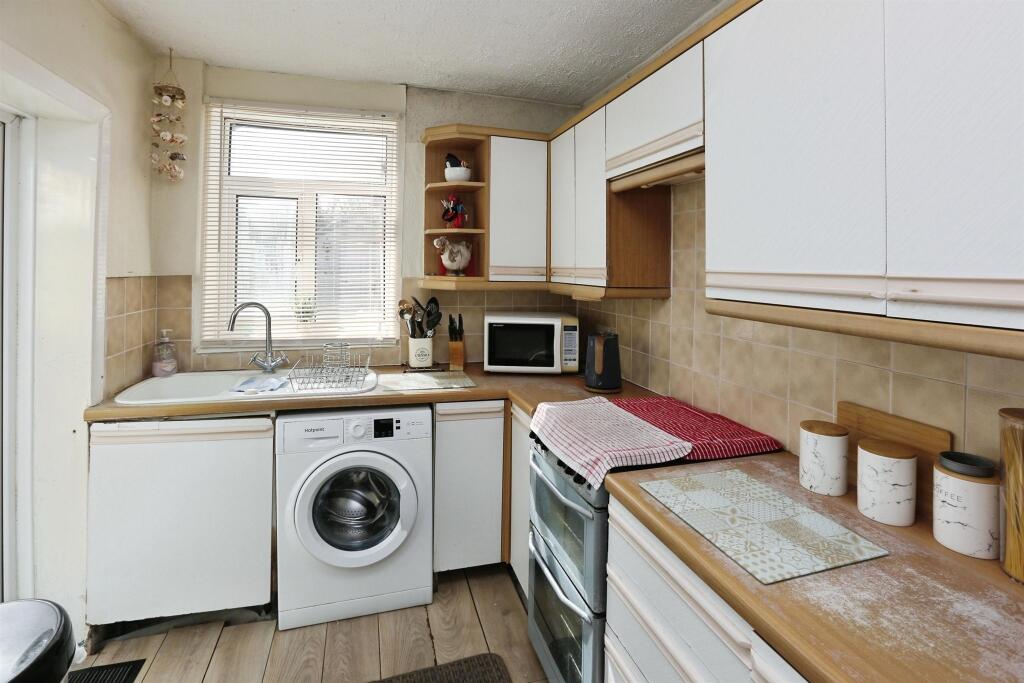 House in Portsmouth - View 5