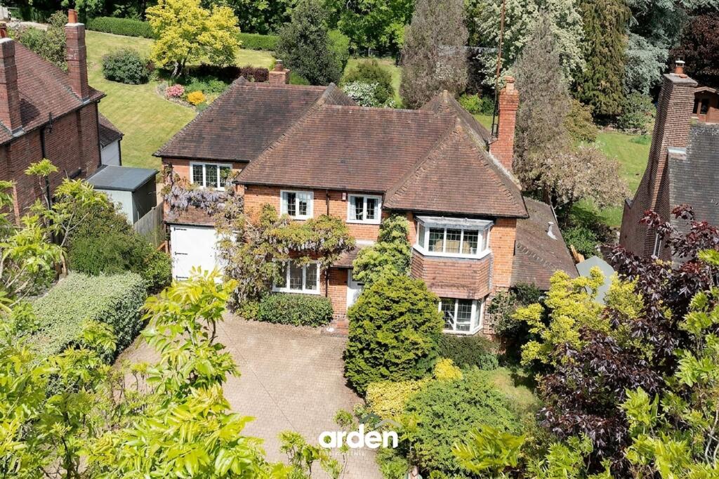 Main image of property: Aqueduct Lane, Alvechurch, B48