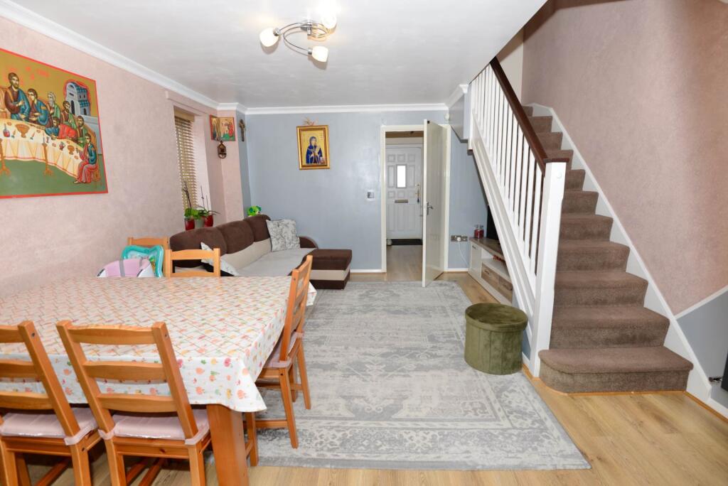 Kentlea Road, London, SE28 0JZ photo 3