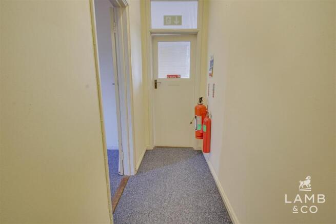 Entrance/Hallway