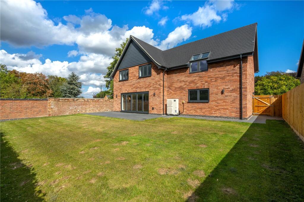Bear Lane, Pinchbeck, Spalding, Lincolnshire, PE11 photo 3