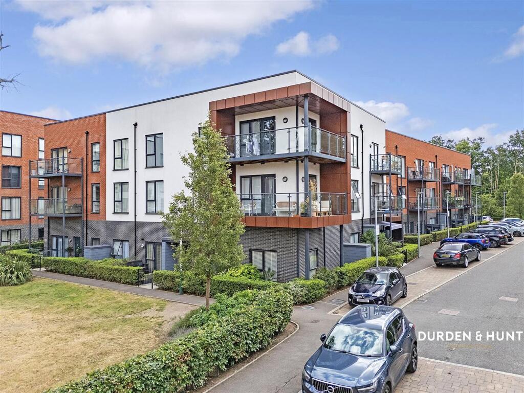 Main image of property: Wildcary Lane, Thistle House, RM3