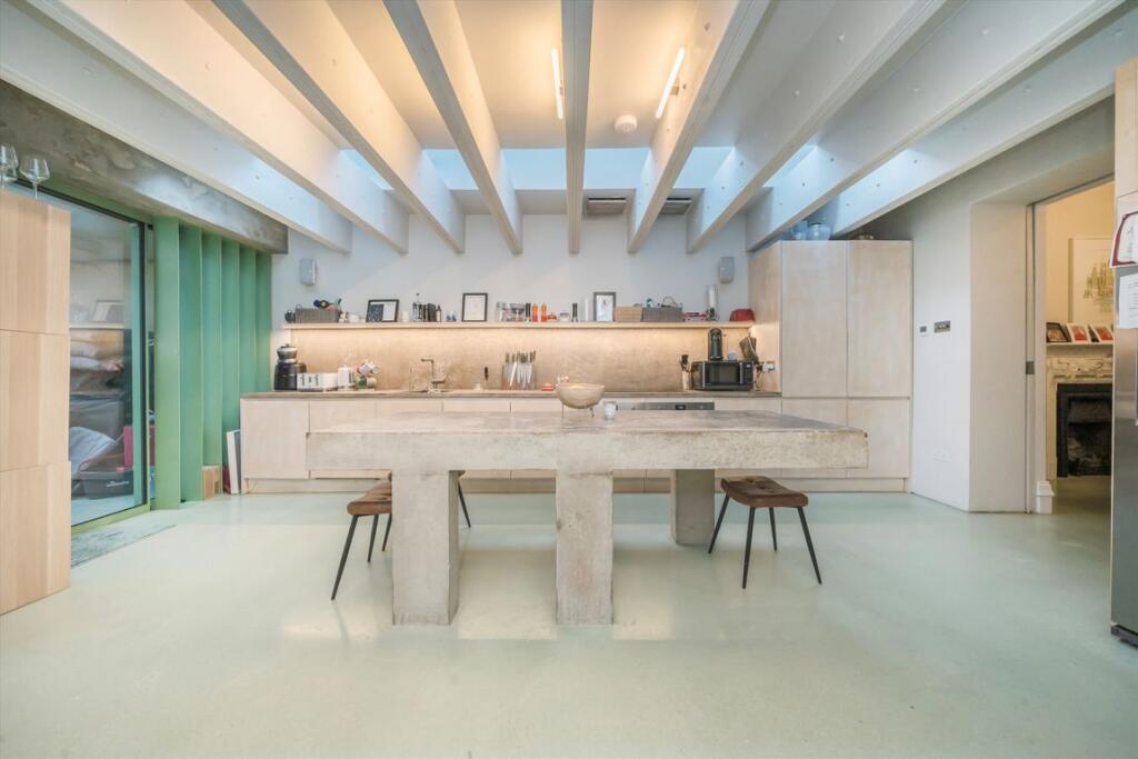 Main image of property: Goldsmith Avenue, Acton