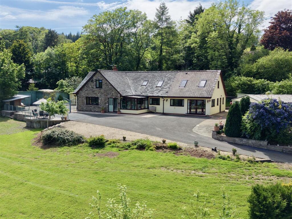 Main image of property: Smithy Orchard, Clyro