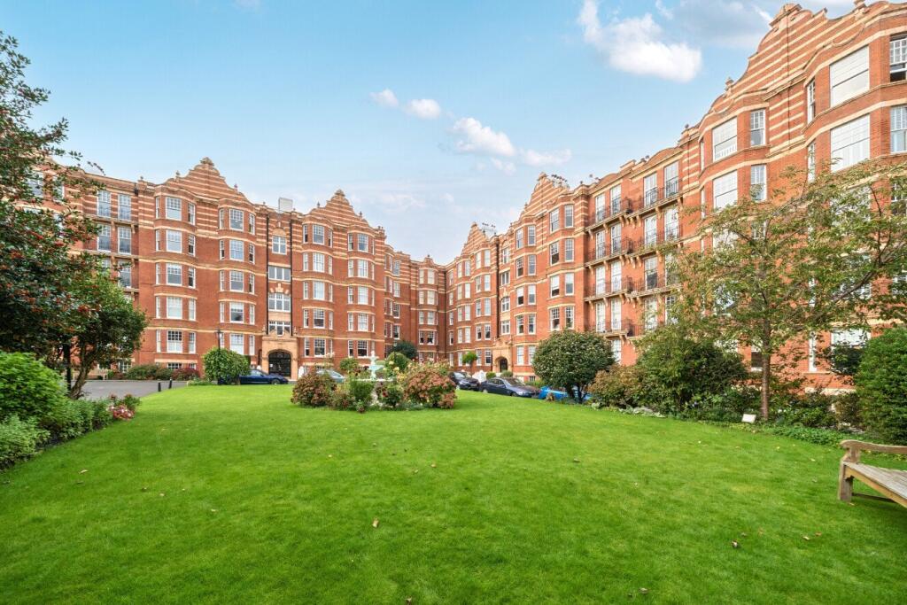 3-bed flat on Lower Richmond Road, Putney, London, SW15, £1,200,000