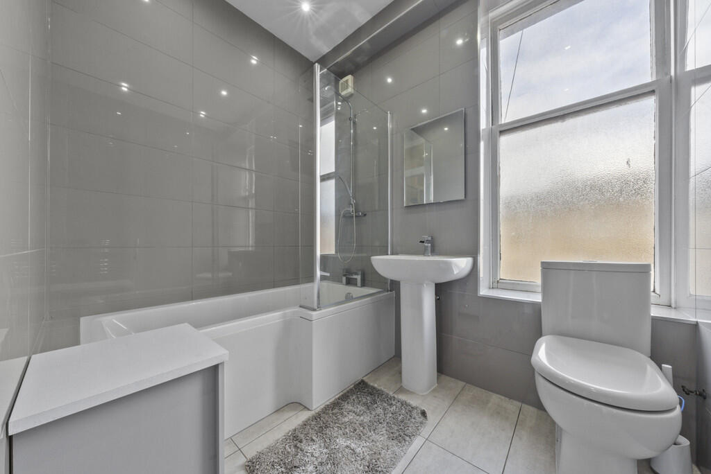 Apartment in Cessnock, Glasgow City - View 5