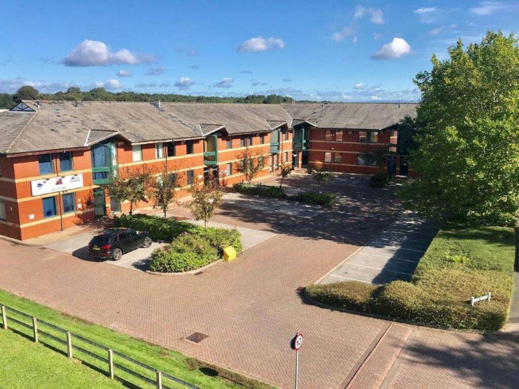 Main image of property: Unit 6 Haig Court, Haig Road, Knutsford, WA16 8XZ