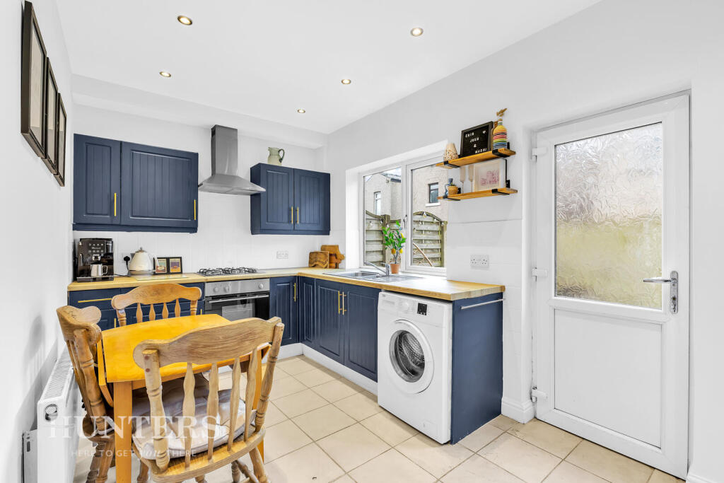 Henderville Street, Littleborough, OL15 9HJ photo 3