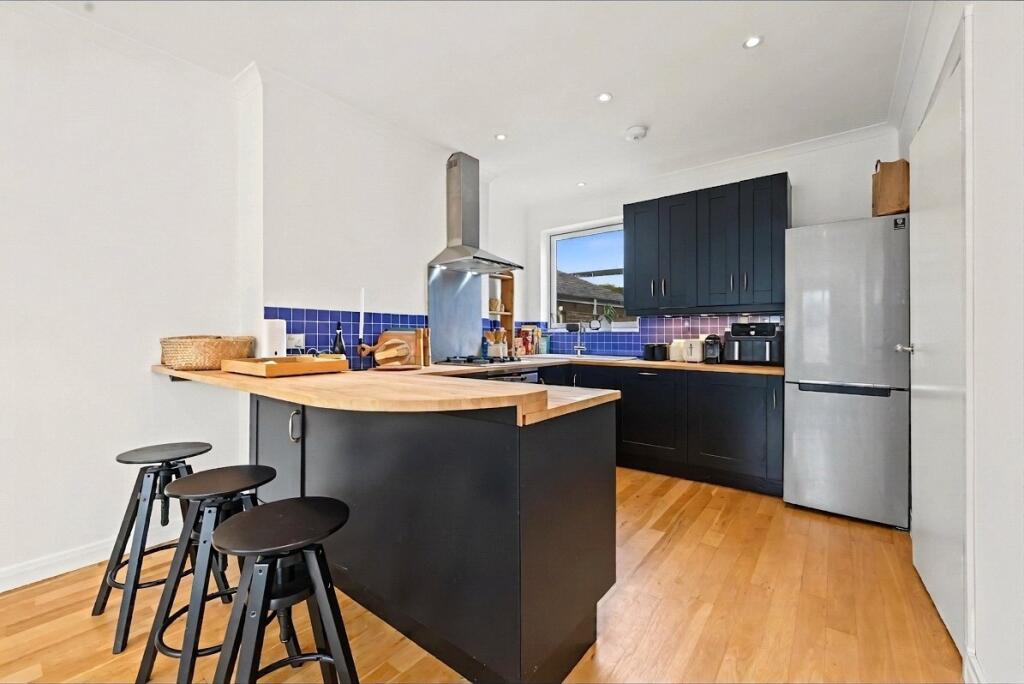 Apartment in London - View 2
