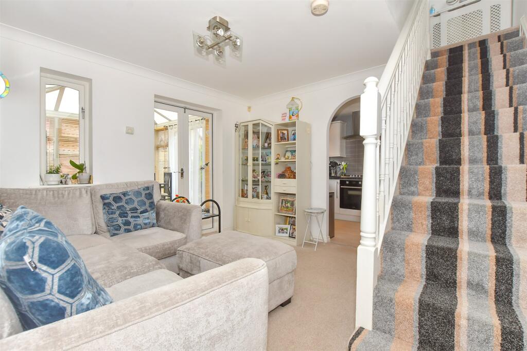 Boyd Court, Wickford, Essex photo 3