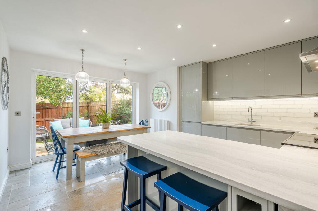 House in Nettleton, Burton - View 4