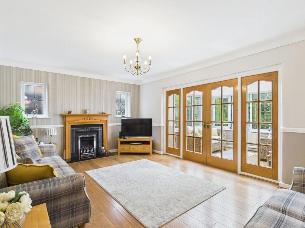 House in Ormskirk, Aughton Park - View 4