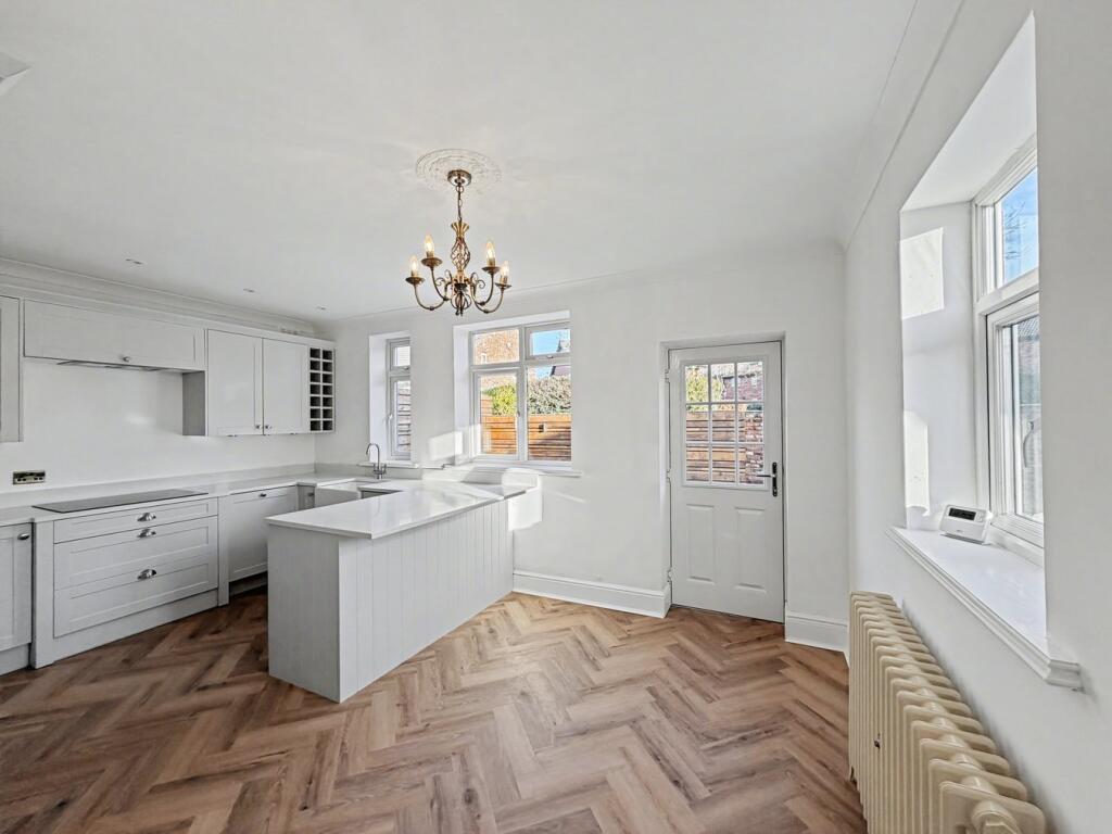Mount Pleasant, Wilmslow, SK9 photo 4