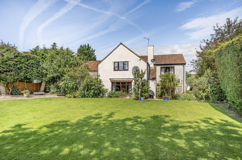 Main Street, Walton, BA16