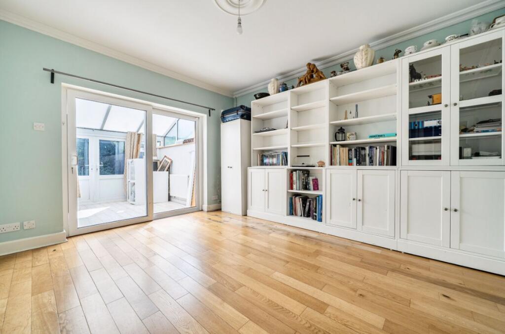 House in Milton Keynes - View 4