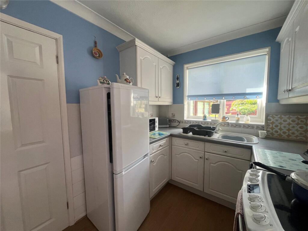House in Daventry, Headlands - View 3