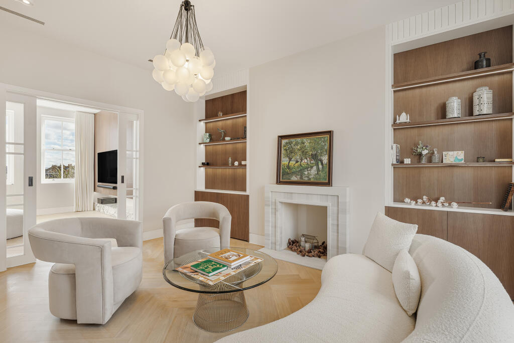 Woodside, London, SW19 - View 4