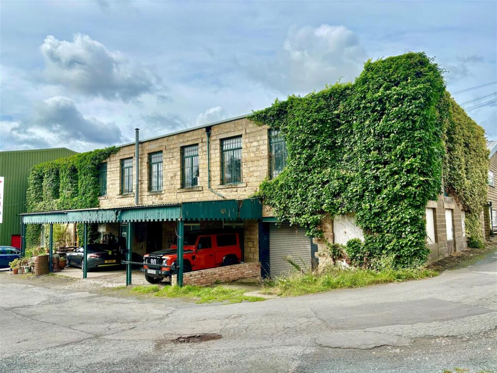 2-bed house on House, West Yorkshire, £374,950