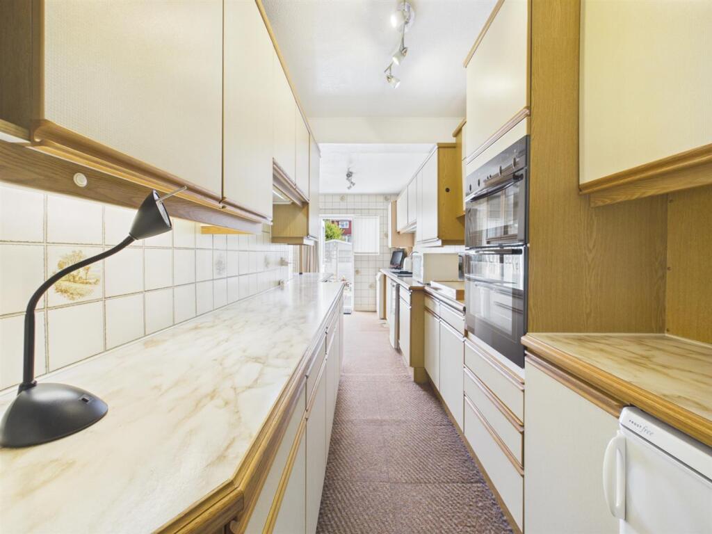 House in London - View 5