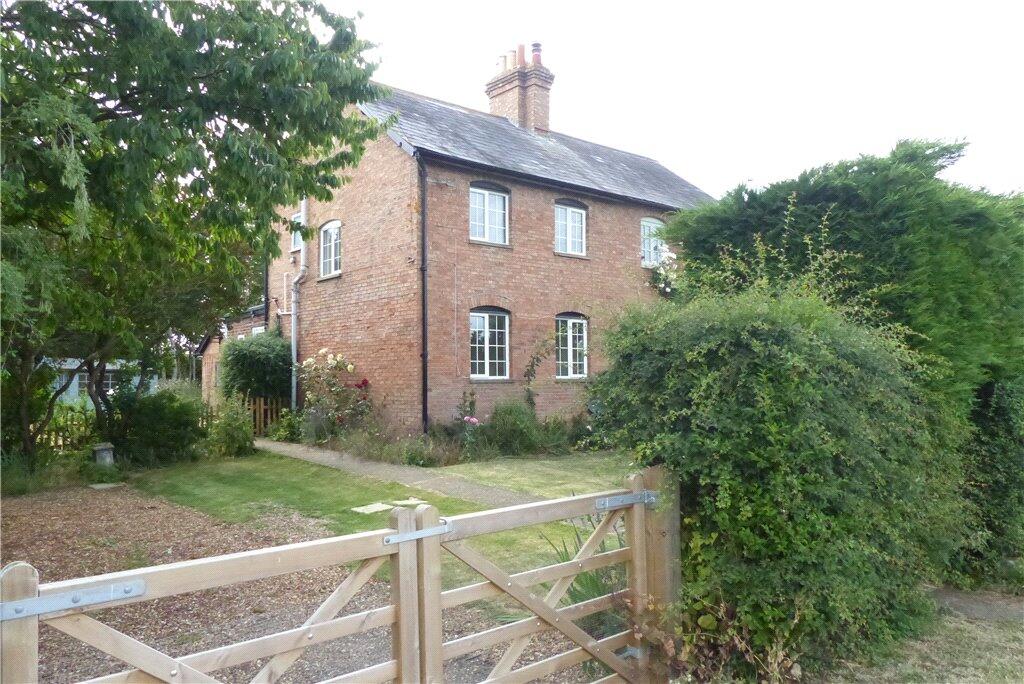 Main image of property: Pastures Farm Cottage, Turvey Road, Stagsden