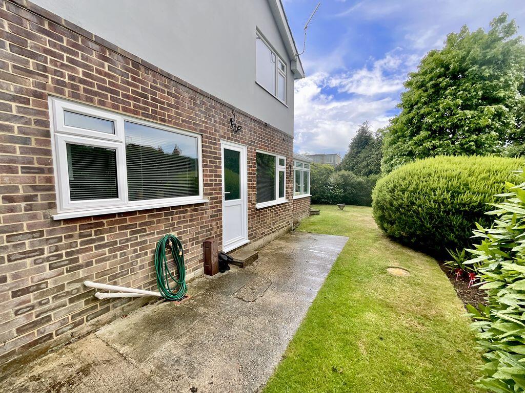 Appletree Close, Bournemouth photo 4