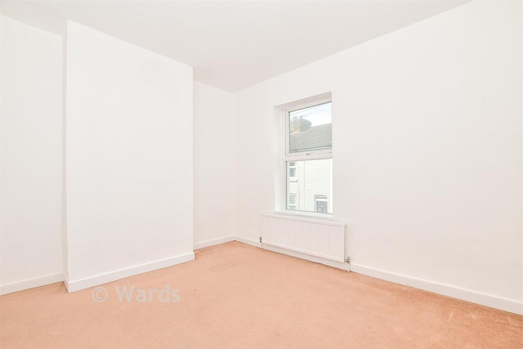House in Maidstone, Kent - View 2