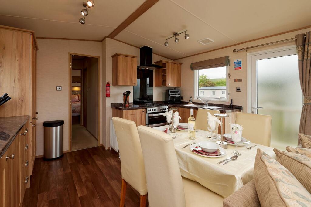 St Nicholas Number 32, Turnberry Holiday Park, Girvan, KA26 9JW photo 4