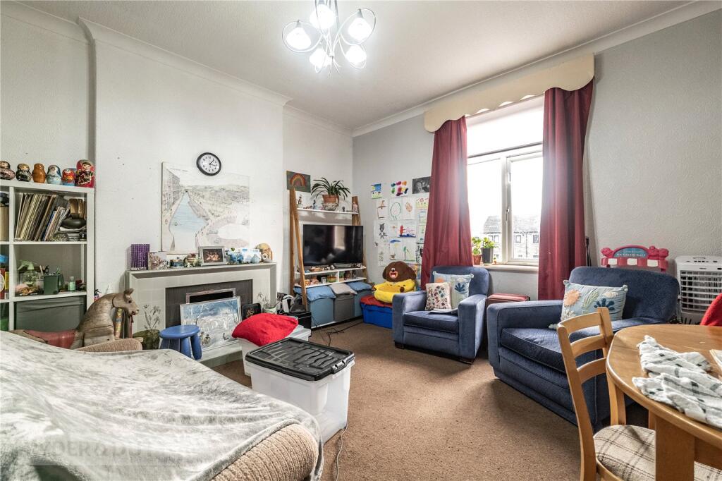 Howgate Road, Slaithwaite, Huddersfield, West Yorkshire, HD7 photo 2