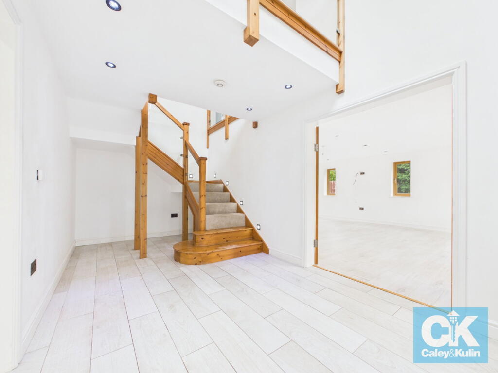 House in Stoke-on-Trent - View 5