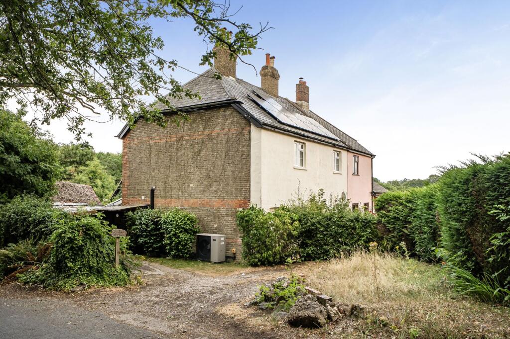 Main image of property: Washpond Lane, Warlingham, CR6