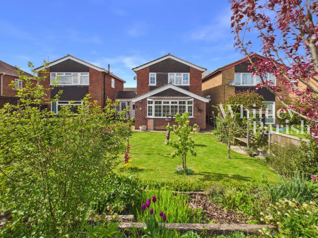 Main image of property: Norwich Road, Long Stratton, Norwich