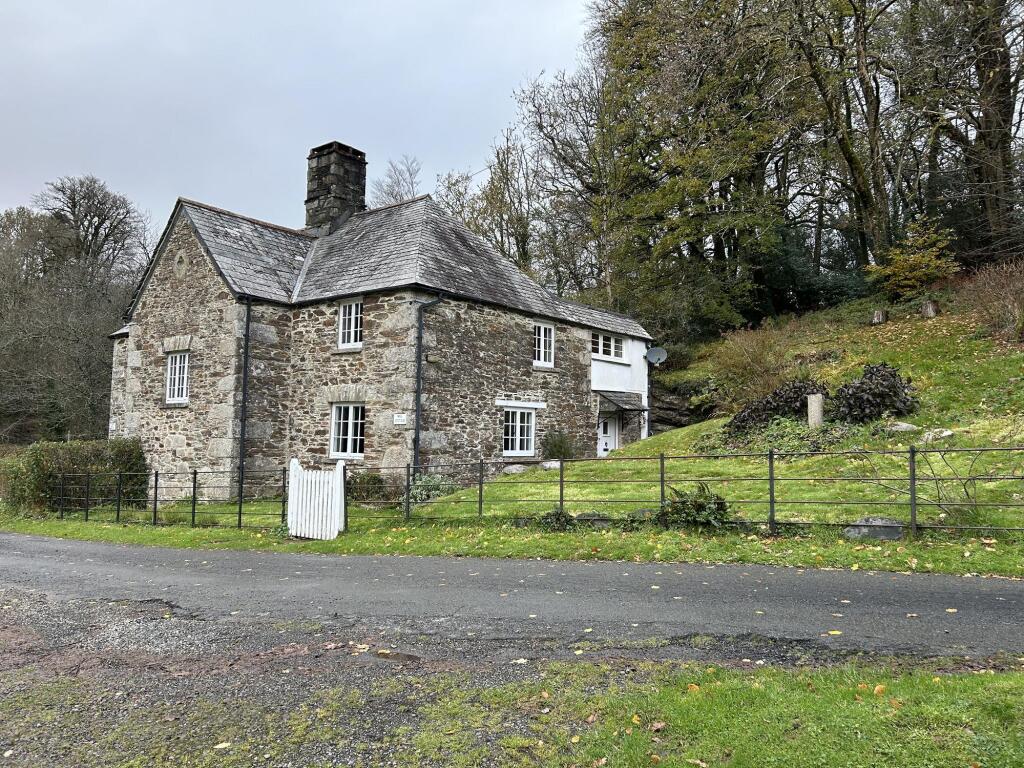 Main image of property: Trebartha PL15