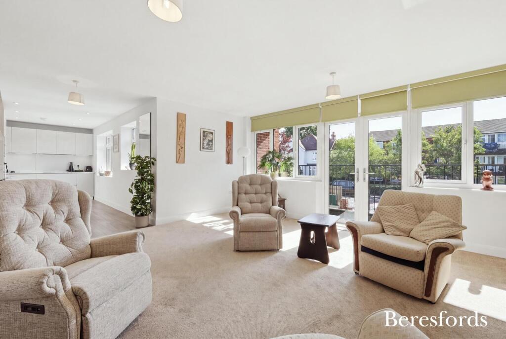 Apartment in Romford - View 4