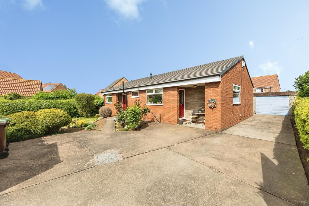 Main image of property: Cobblers Lane, PONTEFRACT