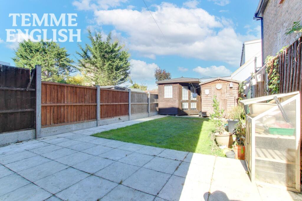 House in Southend-on-Sea - View 2