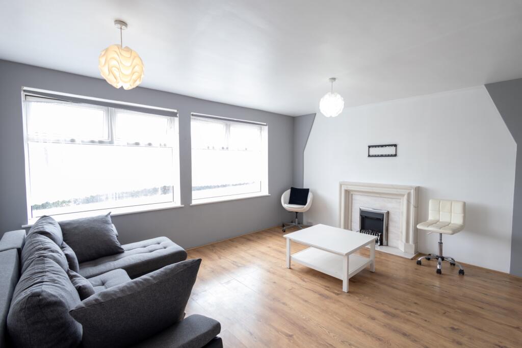 Main image of property: Dewsbury Road, Leeds, LS11 7JX