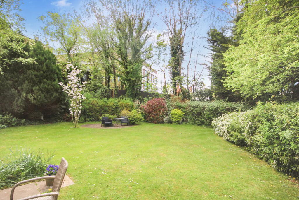 Station Road, Letchworth Garden City, SG6 photo 2