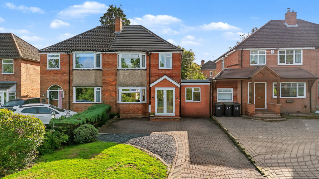 Main image of property: Peterbrook Road, Shirley, Solihull, B90 1ED